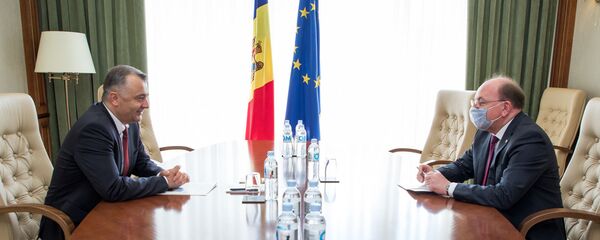 Premierul Ion Chicu s-a întâlnit cu ambasadorul Federației Ruse în Republica Moldova Oleg Vasnețov - Sputnik Молдова