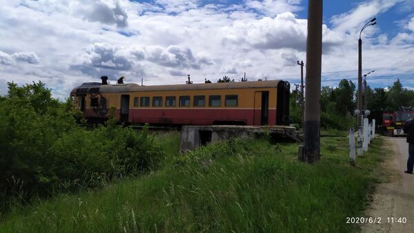 Пожар на железной дороге: вблизи Дондюшан загорелся локомотив дизель-поезда - Sputnik Moldova