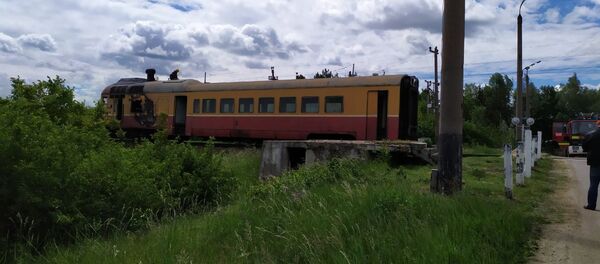 Пожар на железной дороге: вблизи Дондюшан загорелся локомотив дизель-поезда - Sputnik Moldova