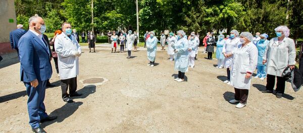 Игорь Додон посетил одну из клиник в районе Штефан-Водэ - Sputnik Moldova
