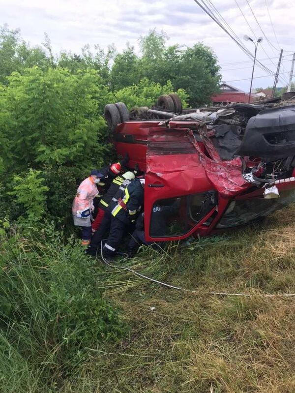 Accident rutier grav – 11 victime, nebunia de pe șoselele noastre crește! Accident rutier grav – 11 victime, nebunia de pe șoselele noastre crește! - Sputnik Moldova-România