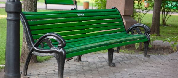 Bancă într-un parc din Chișinău - Sputnik Moldova