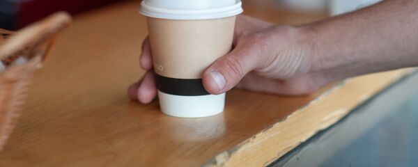 Стакан кофе (иллюстративное фото) - Sputnik Молдова