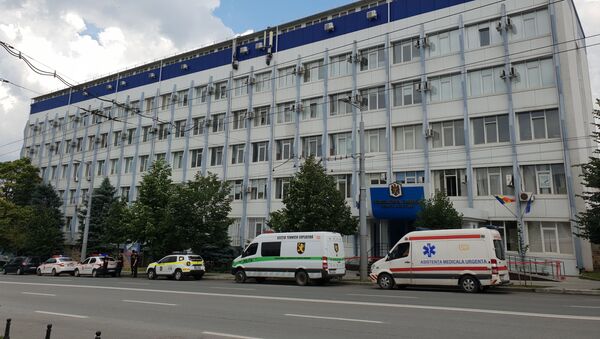 Проверка сообщения о бомбе в здании суда сектора Буюканы - Sputnik Молдова
