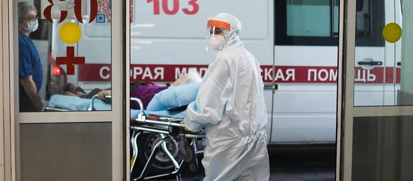 Врачи скорой помощи, архивное фото. Врачи скорой помощи, архивное фото. - Sputnik Молдова