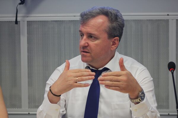 Expert: Conducătorii auto pot fi sancționați mai eficient și exemplar    - Sputnik Moldova