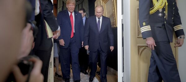 Президент Дональд Трамп (слева) и президент России Владимир Путин Президент Дональд Трамп (слева) и президент России Владимир Путин - Sputnik Молдова