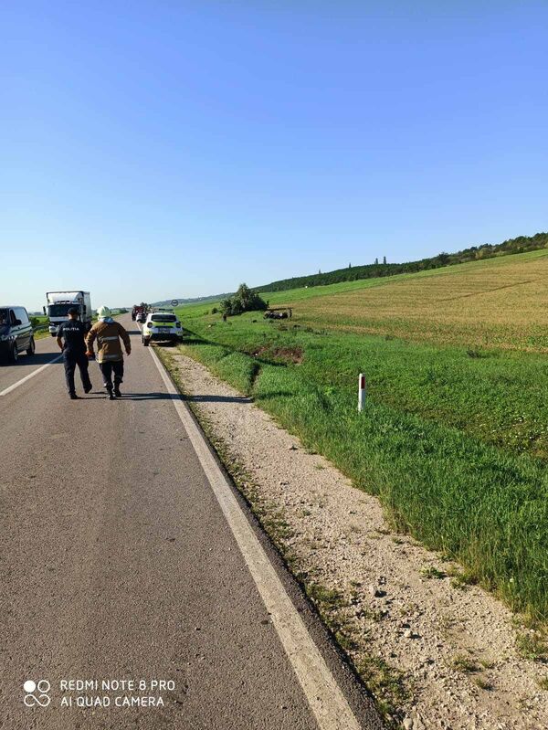 Трагедия в Хынчештах — в автокатастрофе погиб человек, еще один ранен Трагедия в Хынчештах — в автокатастрофе погиб человек, еще один ранен - Sputnik Молдова