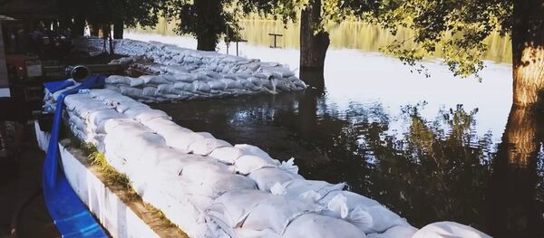 Inundații în Moldova: De-a lungul Nistrului și Prutului sunt construite diguri și baraje - Sputnik Moldova