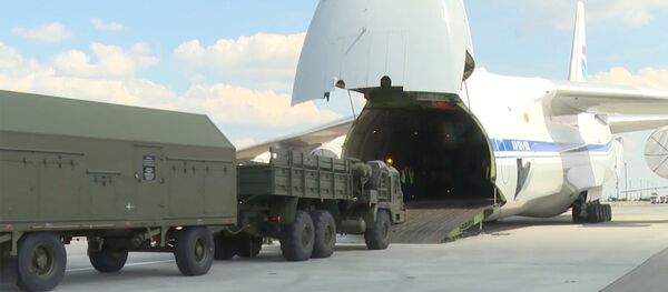 В Сенате США предлагают выкупить российские С-400 у Турции В Сенате США предлагают выкупить российские С-400 у Турции - Sputnik Молдова