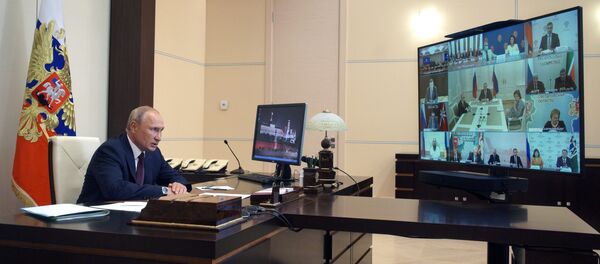 Президент РФ В. Путин встретился с рабочей группой по поправкам в Конституцию РФ - Sputnik Moldova