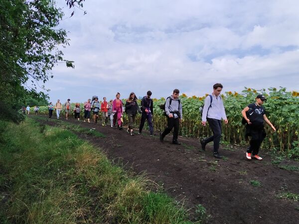 Дорогами Победы, дорогами освобождения Дорогами Победы, дорогами освобождения - Sputnik Молдова