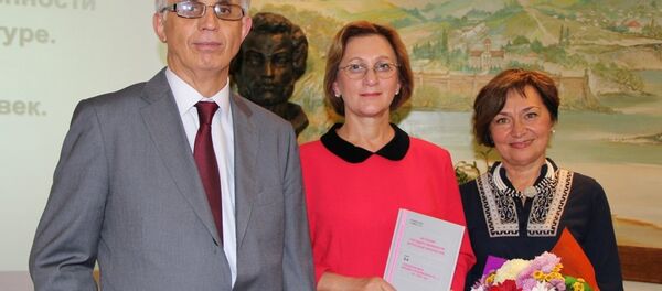 Ольга Сайко, Татьяна Млечко и Вячеслав Репида Ольга Сайко, Татьяна Млечко и Вячеслав Репида - Sputnik Молдова