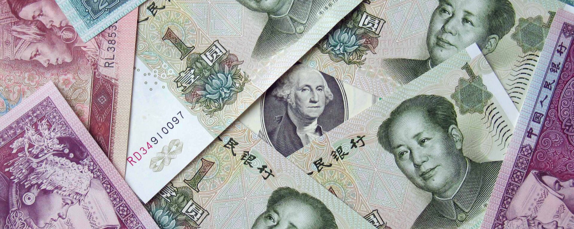 Новый курс: юань нацелился на российские сбережения - Sputnik Молдова, 1920, 24.03.2023