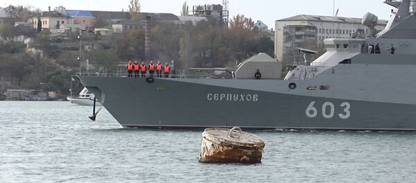 Спутник_Ракетные корабли после испытаний под музыку пришвартовались в порту Севастополя - Sputnik Moldova