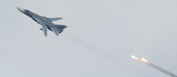 Бомбардировщик Су-24 - Sputnik Moldova
