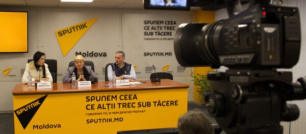 Sputnik Молдова включает в себя информационное агентство и радио. Девиз редакции – Говорим о том, о чем другие молчат. - Sputnik Moldova-România