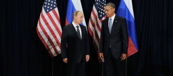 Президент России Владимир Путин (слева) и президент США Барак Обама - Sputnik Молдова