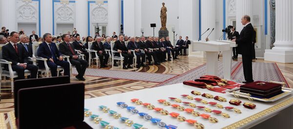 Президент РФ В.Путин вручил государственные награды в Кремле - Sputnik Молдова