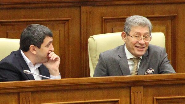 Mihai Ghimpu în sala de ședințe a Parlamentului Republicii Moldova - Sputnik Moldova