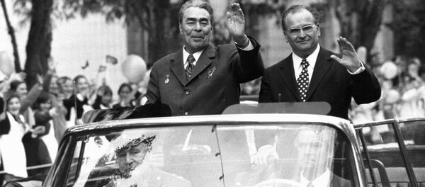 Леонид Брежнев и Иван Бодюл - Sputnik Молдова