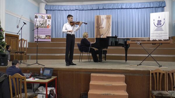 Лучшие ученики музыкальных школ Молдовы выступили в филармонии - Sputnik Молдова