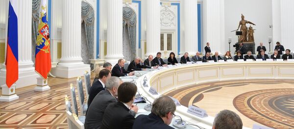 Президент РФ В. Путин провел заседание Совета по культуре и искусству при президенте РФ Президент РФ В. Путин провел заседание Совета по культуре и искусству при президенте РФ - Sputnik Молдова