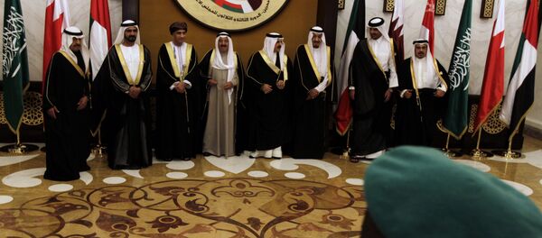 From left to right, Bahraini Prime Minister Prince Khalifa bin Salman Al Khalifa, United Arab Emirates' Vice President Sheik Mohammed bin Rashid al-Maktoum, Oman's Vice President Fahad bin Mahmoud, Kuwait's Emir Sheik Sabah Al Ahmad Al Sabah, Bahrain's King Hamad bin Isa Al Khalifa, Saudi Crown Prince Salam bin Abdul Aziz Al Saud, Qatar's Crown Prince Sheik Tameem Al Thani, and Bahraini Crown Prince Salman bin Hamad Al Khalifa - Sputnik Молдова