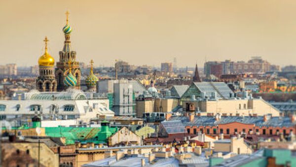 Вид на Исаакиевский собор и крыши Санк-Петербурга - Sputnik Молдова
