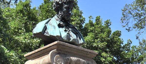 Международный праздник – день рождения Пушкина отметили в Кишиневе - Sputnik Молдова