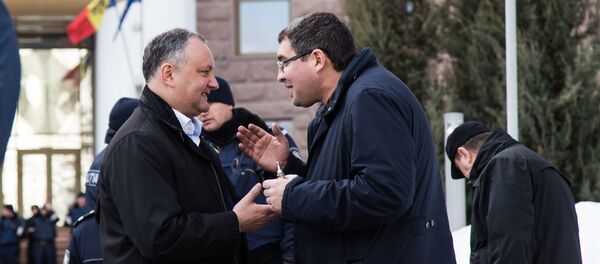 Ренато Усатый Игорь Додон - Sputnik Moldova