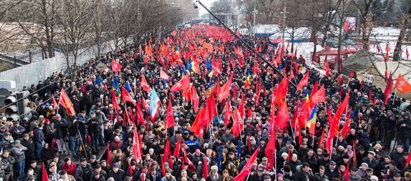 Также организаторы акции требуют отставки президента Николая Тимофти. - Sputnik Молдова