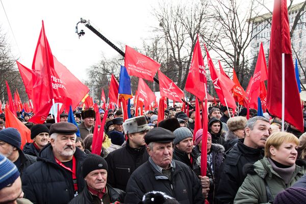 Еще одним требованием протестующих стало неизбрание правительства в нынешнем составе парламента. - Sputnik Молдова