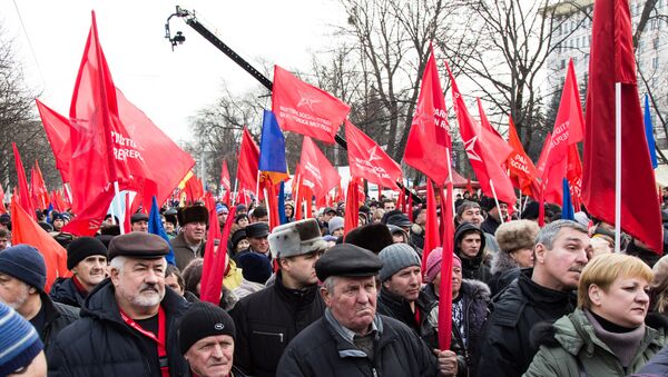 Еще одним требованием протестующих стало неизбрание правительства в нынешнем составе парламента. - Sputnik Молдова