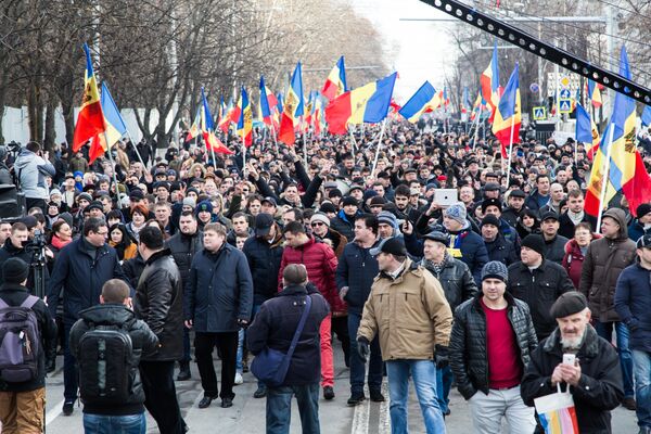Протест социалистов сменился протестом Нашей партии. - Sputnik Молдова