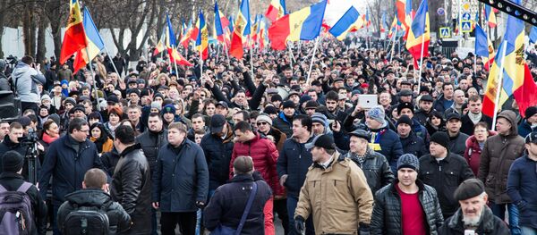 Протест социалистов сменился протестом Нашей партии. - Sputnik Moldova