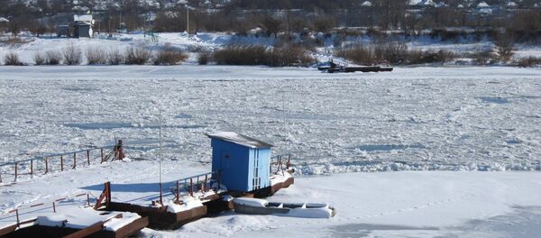 Punctul de trecere a frontierei de tip debarcader „Soroca-Țekinovca” - Sputnik Moldova