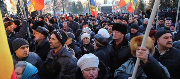 Протесты были непартийными, единственный символ - флаг Республики Молдова. Протесты были непартийными, единственный символ - флаг Республики Молдова. - Sputnik Молдова