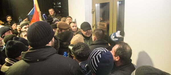Протест Парламент Молдовы 20.01.2016 - Sputnik Молдова