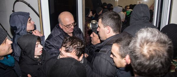 Protest Poliție Parlament - Sputnik Moldova