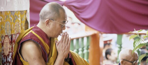 Далай-Лама XIV ведет службу в Иволгинском дацане - Sputnik Moldova-România