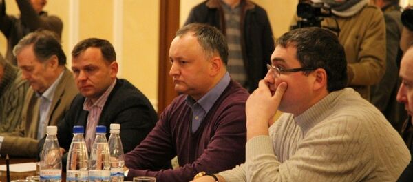 Ренато Усатый, Игорь Додон и Андрей Нэстасе Ренато Усатый, Игорь Додон и Андрей Нэстасе - Sputnik Молдова