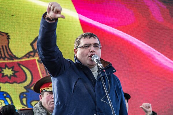 Биография Ренато Усатого Биография Ренато Усатого - Sputnik Молдова