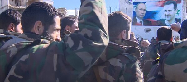 СПУТНИК_Сирийские солдаты скандировали &quot;Асад! Путин!&quot; в освобожденной Ар-Рабии - Sputnik Молдова