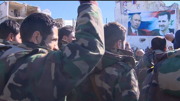 СПУТНИК_Сирийские солдаты скандировали &quot;Асад! Путин!&quot; в освобожденной Ар-Рабии - Sputnik Молдова