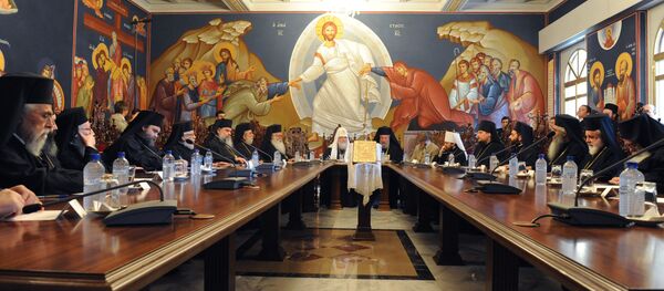 Патриарх Кирилл прибыл с официальным визитом на Кипр, preoţi ierarhi ortodocşi - Sputnik Moldova