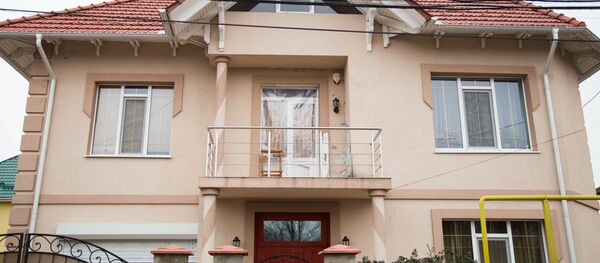 Дом Дорина Дрэгуцану, где взорвалась граната Дом Дорина Дрэгуцану, где взорвалась граната - Sputnik Moldova