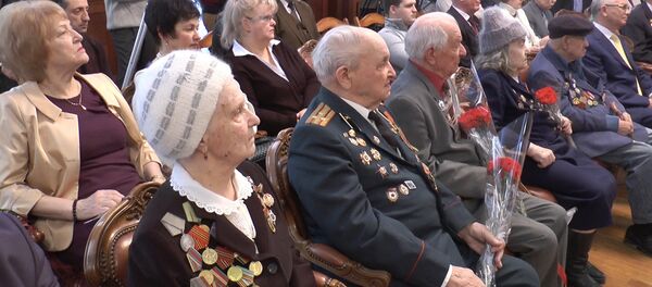В посольстве России чествовали героев Сталинградской битвы - Sputnik Молдова