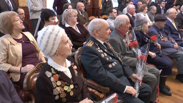 В посольстве России чествовали героев Сталинградской битвы - Sputnik Молдова