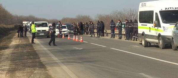 При въезде в Кишинев водителей проверяли на алкоголь - Sputnik Молдова